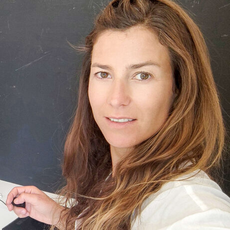 Isidora Injac iHunt